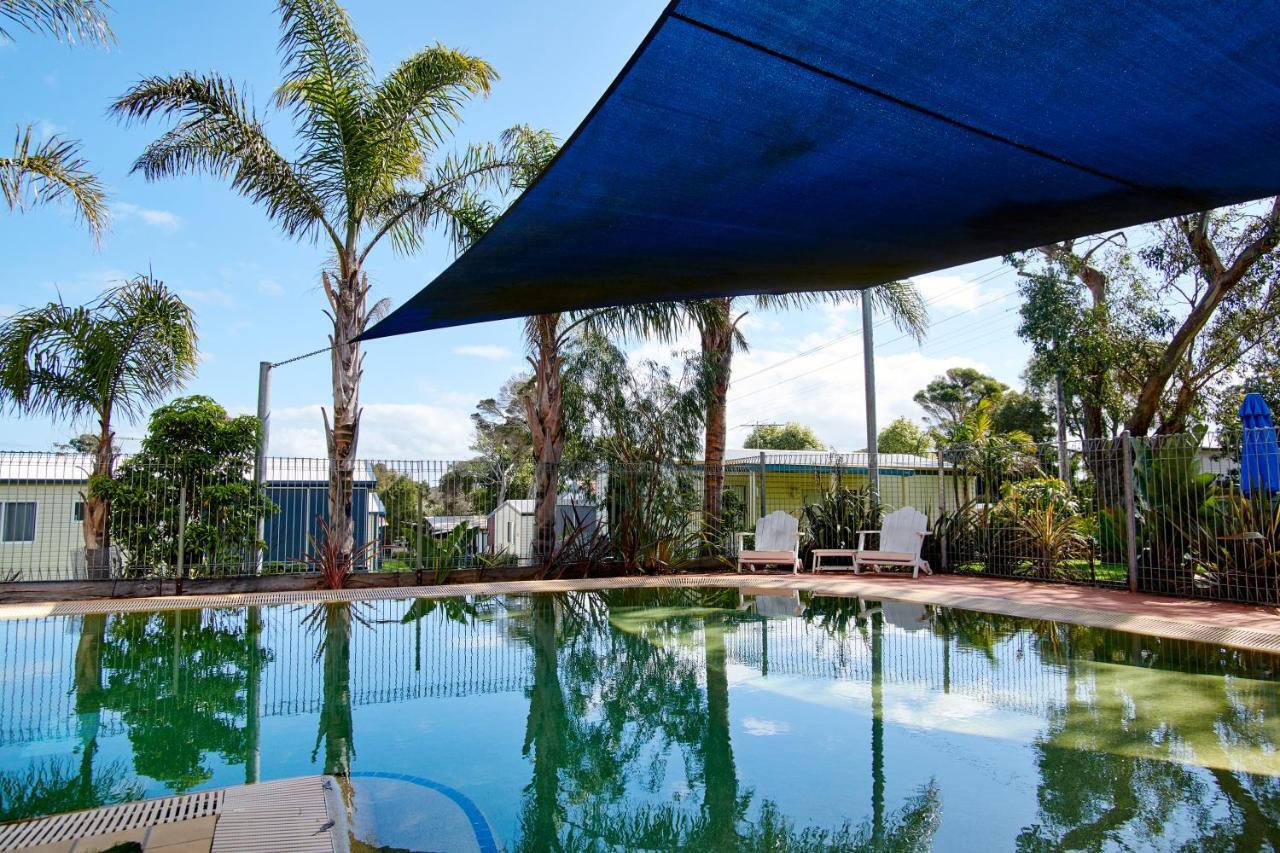 Amaroo Park Motel Кауес Екстериор снимка